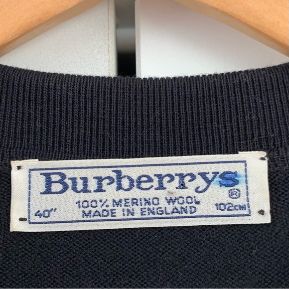 Burberry Vtg Cardigan Sweater Wool Logo Buttons Scalloped Collar 40” Size M ? - Picture 7 of 9